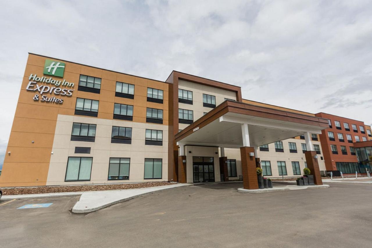 Holiday Inn Express & Suites Edmonton N - St Albert By Ihg Saint Albert Exterior photo